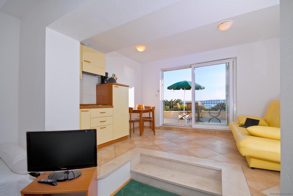 Apartments Villa Medic 布雷拉 外观 照片