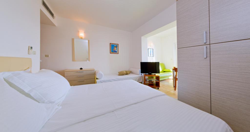 Apartments Villa Medic 布雷拉 外观 照片